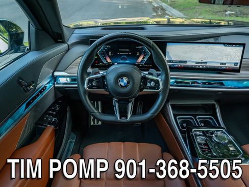 Used 2023 BMW 760i xDrive AWD/4WD image 19