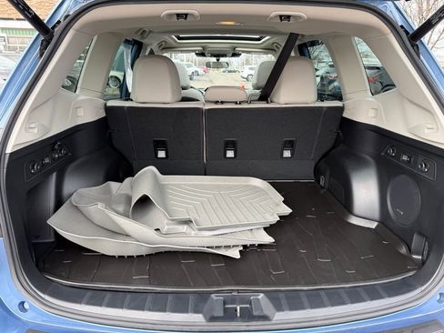 Used 2023 Subaru Forester Limited image 17