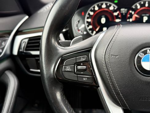 Used 2019 BMW 530i w/ Convenience Package image 37