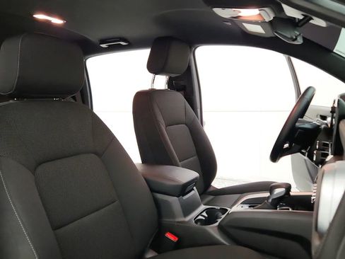 Used 2024 Chevrolet Colorado LT w/ LT Convenience Package image 37