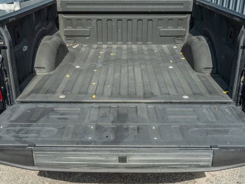 Used 2018 Ford F150 Platinum w/ Equipment Group 701A Luxury image 14