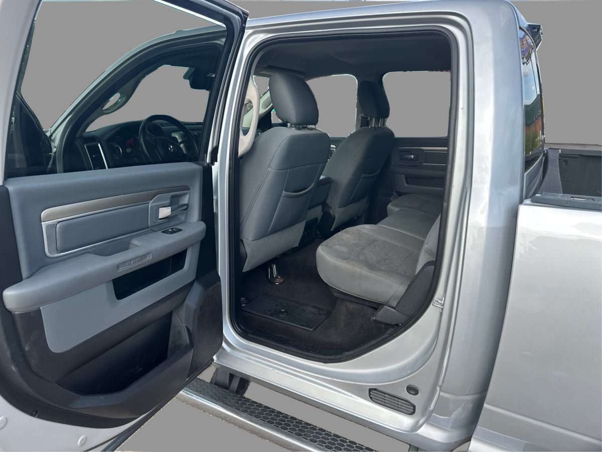 Used 2017 RAM 2500 Big Horn AWD/4WD image 34