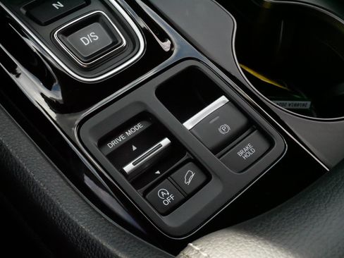 Used 2024 Honda Pilot EX-L image 25