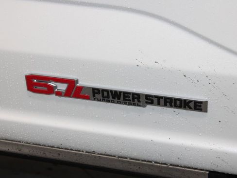 New 2026 Ford F250 Platinum image 11