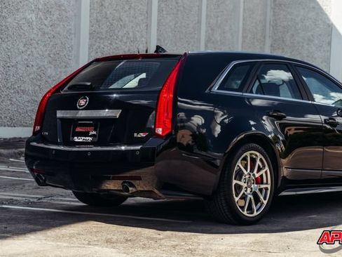 Used 2014 Cadillac CTS V RWD image 39