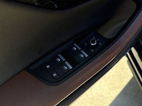 Used 2021 Audi Q7 3.0T Premium Plus w/ Executive Package image 11