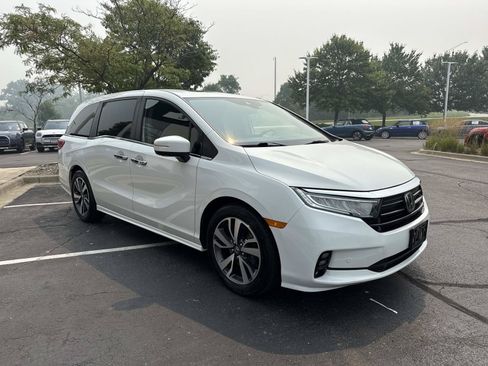 Used 2021 Honda Odyssey Touring image 4