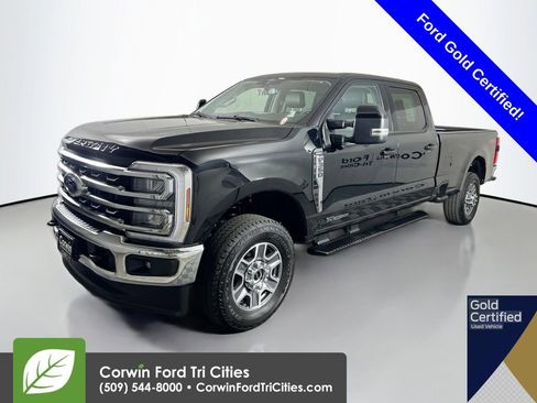 Used 2025 Ford F350 Lariat w/ Camper Package AWD/4WD image 5