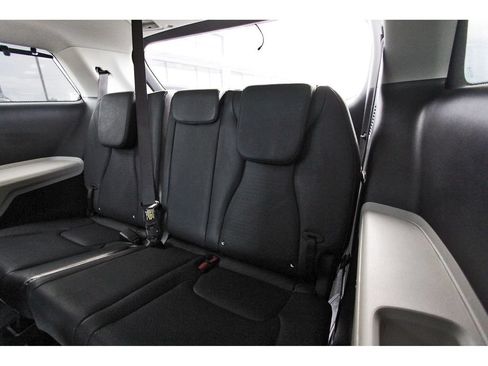 Used 2024 Kia Carnival SX Prestige FWD image 32