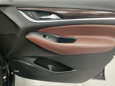 Used 2021 Buick Enclave Avenir w/ Avenir Technology Package image 9