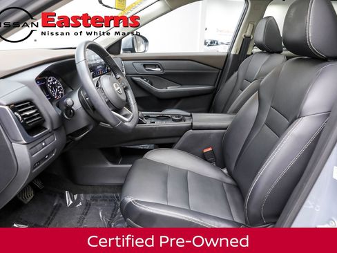 Used 2023 Nissan Rogue SL w/ SL Premium Package image 17