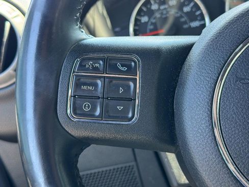 Used 2017 Jeep Wrangler Unlimited Sport w/ Connectivity Group AWD/4WD image 19