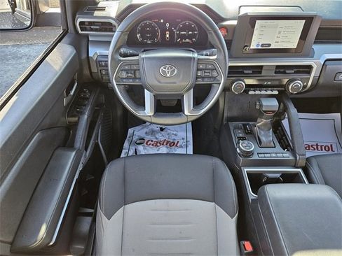 Used 2024 Toyota Tacoma 4x4 Double Cab image 11