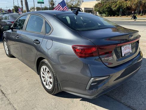 Used 2020 Kia Forte Sedan image 7