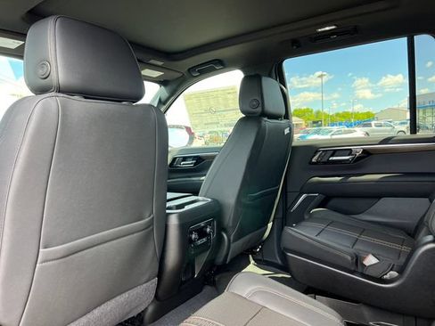 New 2026 Chevrolet Tahoe High Country w/ Sun And Tow Package AWD/4WD image 43
