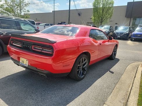 Used 2019 Dodge Challenger SXT w/ Blacktop Package image 3