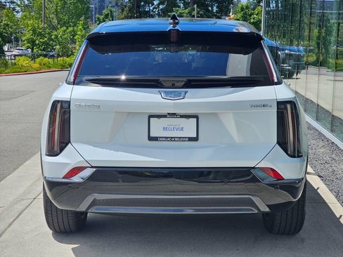 New 2026 Cadillac Optiq Sport 1 AWD/4WD image 4