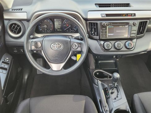 Used 2017 Toyota RAV4 LE image 25