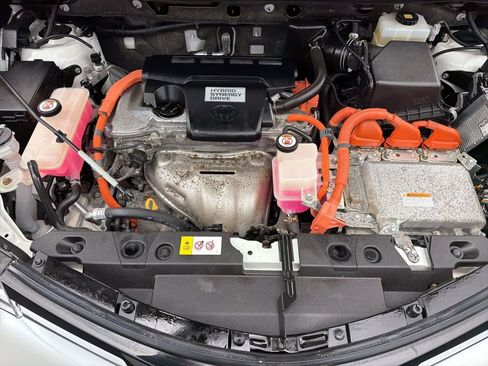 Used 2018 Toyota RAV4 Limited image 29