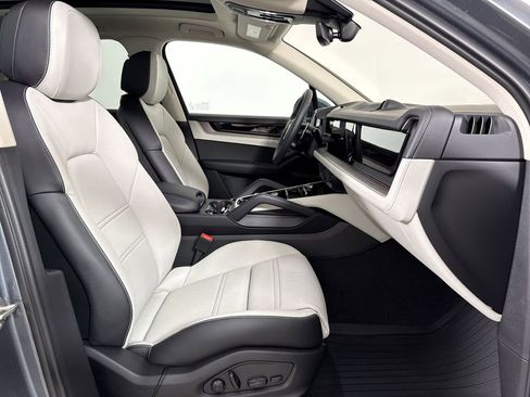 New 2026 Porsche Cayenne E-Hybrid image 24