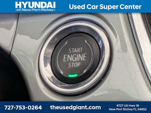 Used 2025 Chevrolet Trax LT FWD image 34