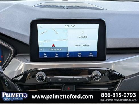 Used 2021 Ford Escape Titanium AWD/4WD image 18