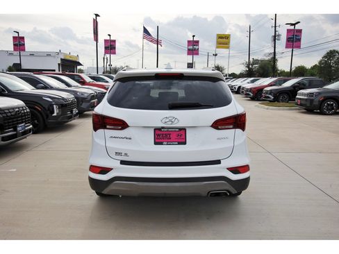 Used 2018 Hyundai Santa Fe Sport w/ 2.4L Value Package 02 FWD image 7