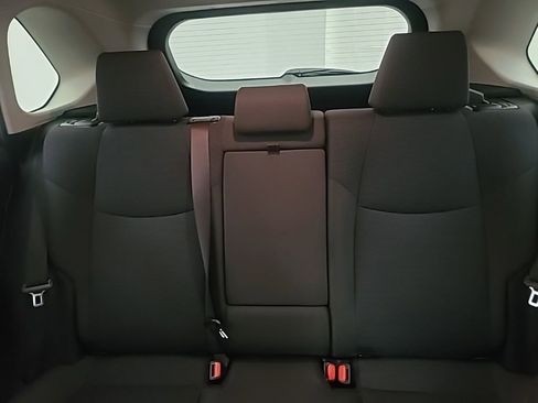 Used 2019 Toyota RAV4 LE w/ Carpet Mat Package AWD/4WD image 25