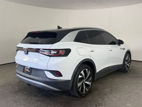 Used 2022 Volkswagen ID.4 Pro S w/ Gradient Package AWD/4WD image 9