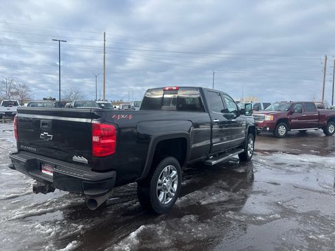 Used 2018 Chevrolet Silverado 2500 High Country image 5