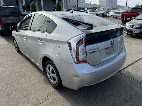 Used 2012 Toyota Prius Two FWD image 8