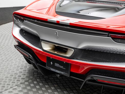 Certified 2024 Ferrari 296 GTS Assetto Fiorano image 33