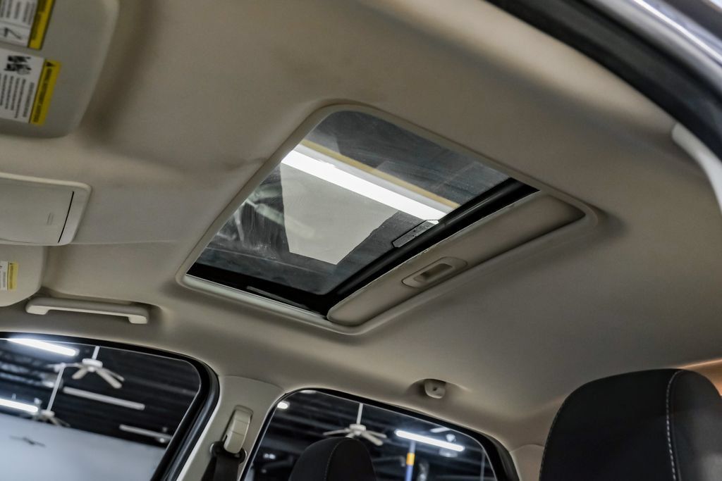 Used 2019 Ford EcoSport SE FWD image 5