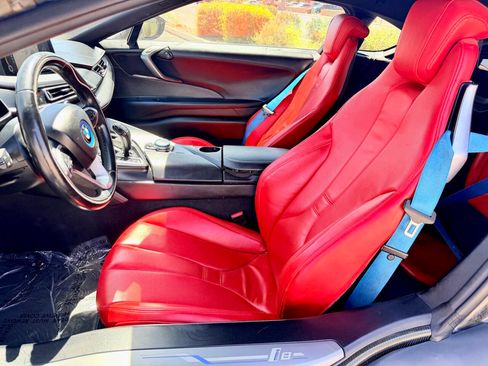 Used 2015 BMW i8 AWD/4WD image 9