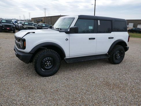 New 2026 Ford Bronco Outer Banks AWD/4WD image 8
