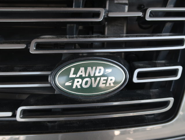 Used 2025 Land Rover Range Rover SE AWD/4WD image 47