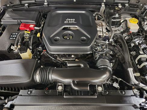 Used 2020 Jeep Wrangler Unlimited Sport image 51