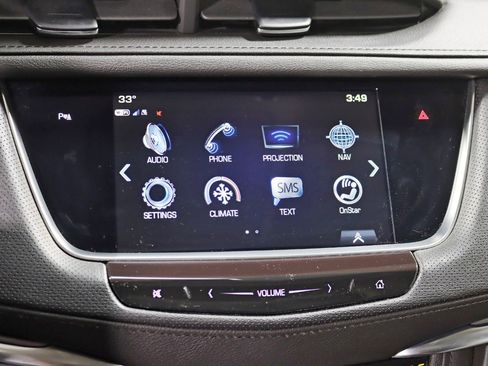 Used 2018 Cadillac XT5 Luxury image 17