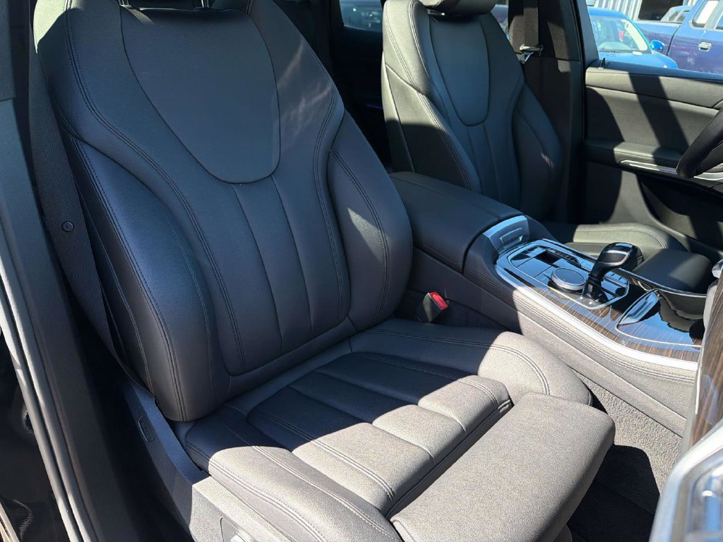 Used 2021 BMW X5 xDrive40i w/ Convenience Package AWD/4WD image 33