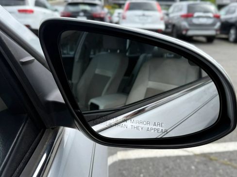 Used 2014 Toyota Camry LE FWD image 41