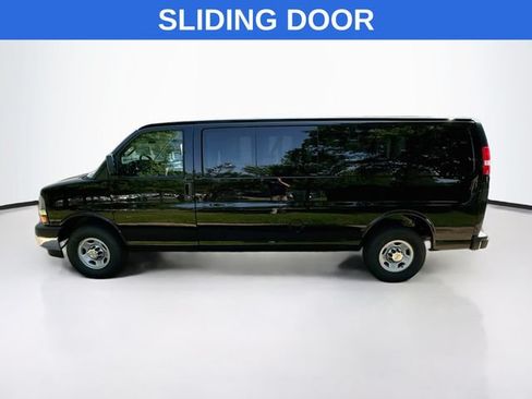 New 2026 Chevrolet Express 3500 LT w/ LT Preferred Equipment Group RWD image 3
