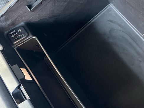 Used 2015 Chevrolet Express 2500 image 28