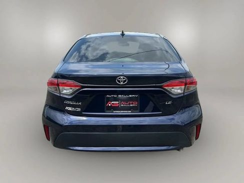 Used 2022 Toyota Corolla LE FWD image 6