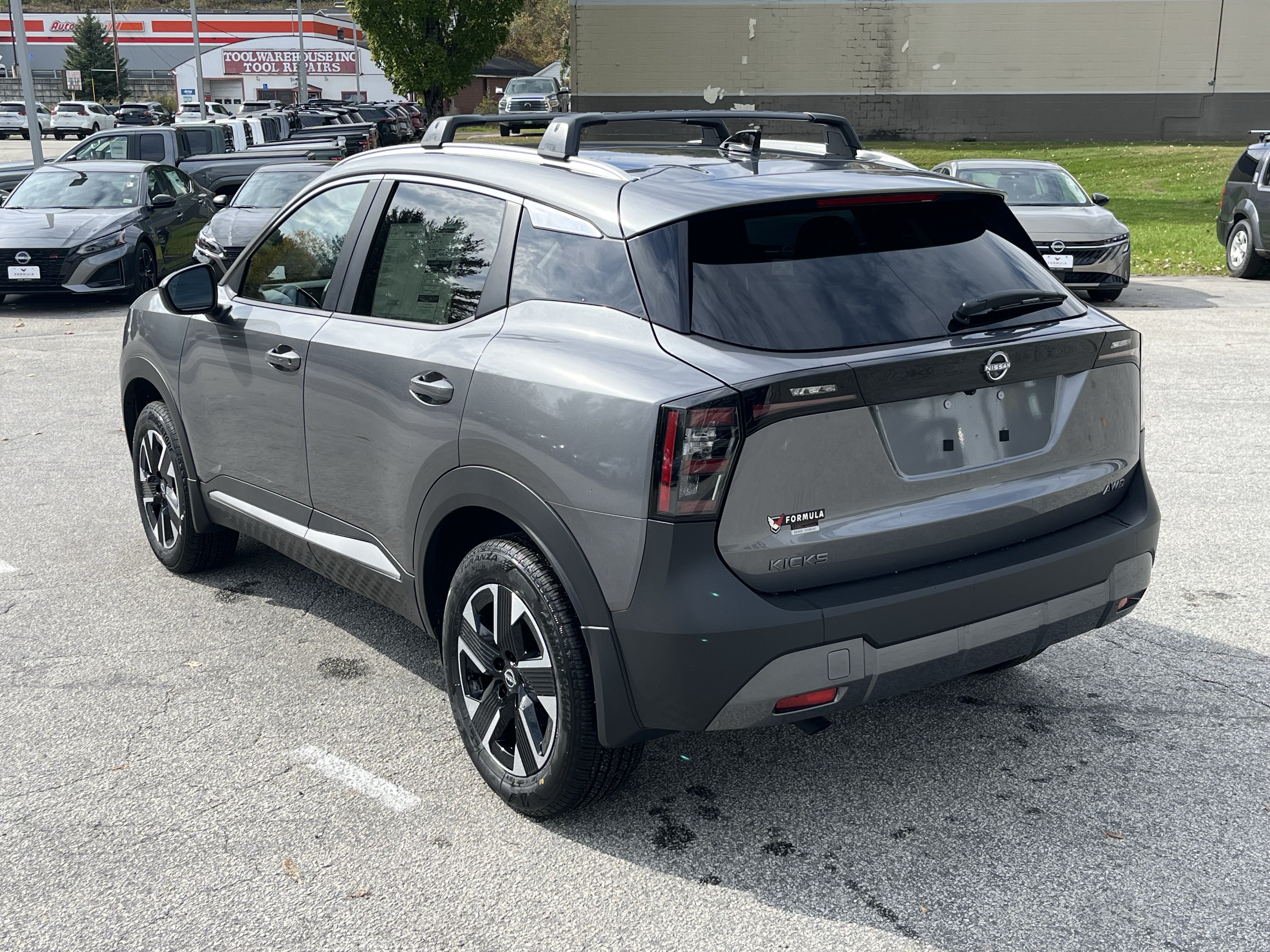 New 2027 Nissan Kicks SV AWD/4WD image 5