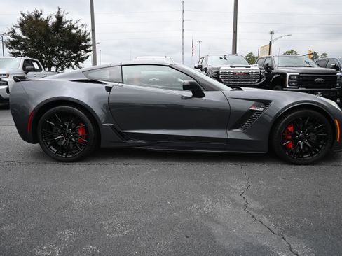 Used 2017 Chevrolet Corvette Z06 image 11