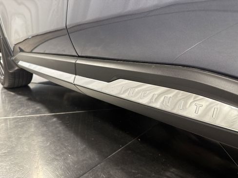 Certified 2025 INFINITI QX60 Sensory image 12