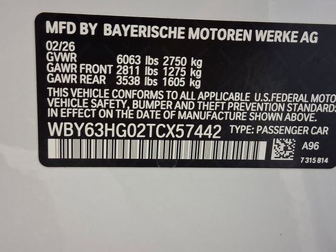 New 2026 BMW i5 eDrive40 w/ Premium Package RWD image 18