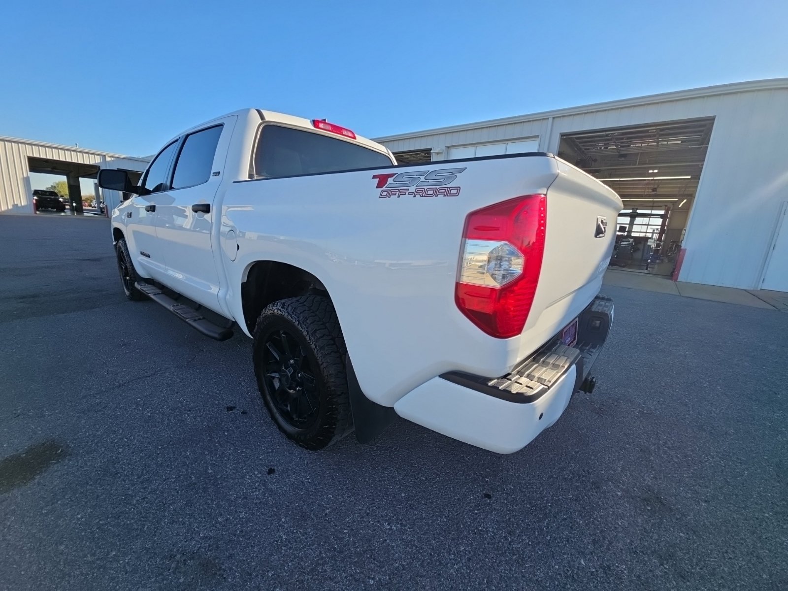 Used 2021 Toyota Tundra SR5 RWD image 4