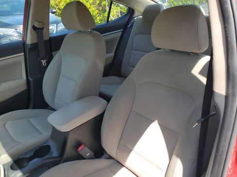 Used 2019 Hyundai Elantra SEL image 20