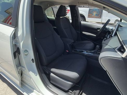 Used 2020 Toyota Corolla LE FWD image 39